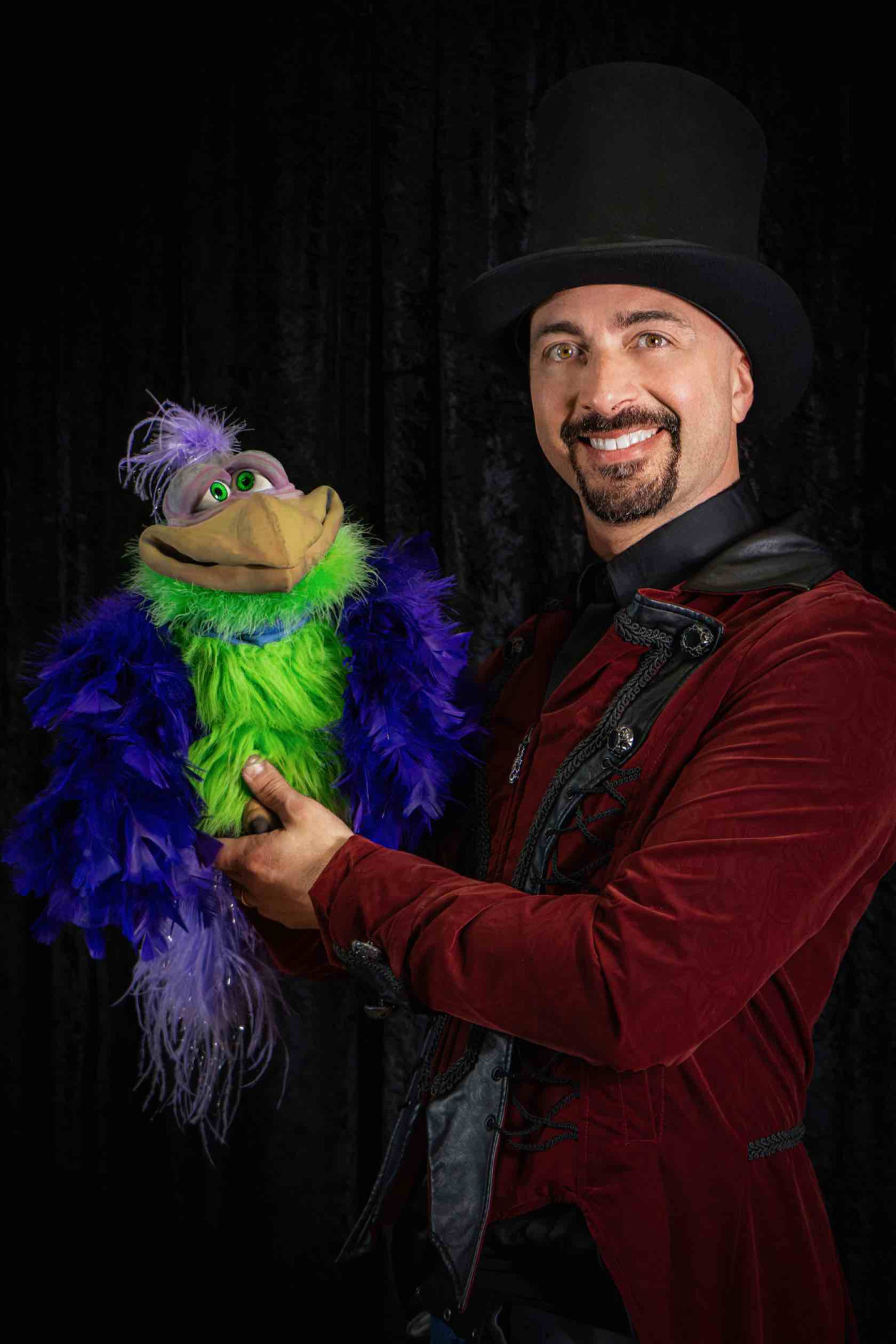 Pupazzi e spettacoli di magia: la differenza fra animali veri e finti